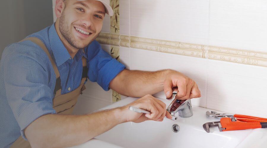 Kitchen Faucet Repair Service in Flushing, MI